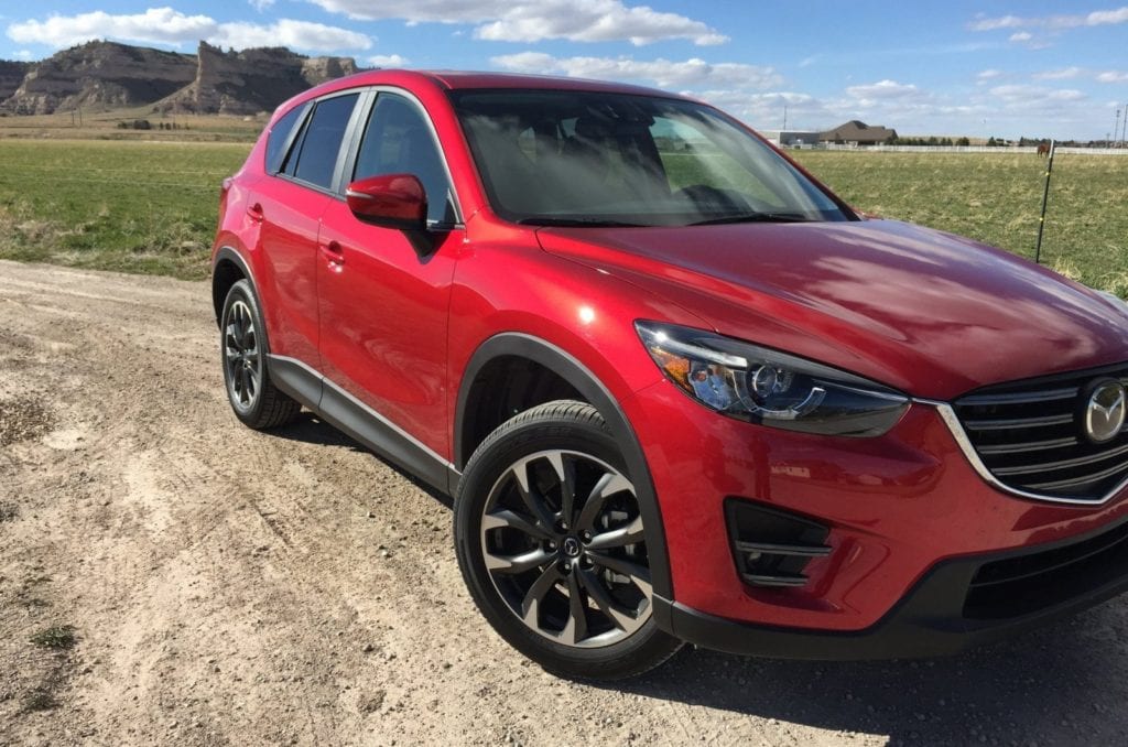 2016-mazda-cx-5-grand-touring-awd-by-tim-esterdahl3-1600x1060
