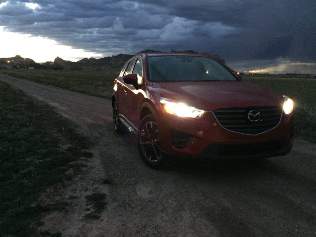 2016-mazda-cx-5-grand-touring-awd-by-tim-esterdahl4-1600x1200