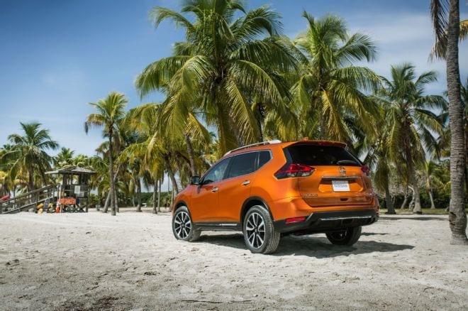 2017-nissan-rogue-sl-rear-three-quarter-02