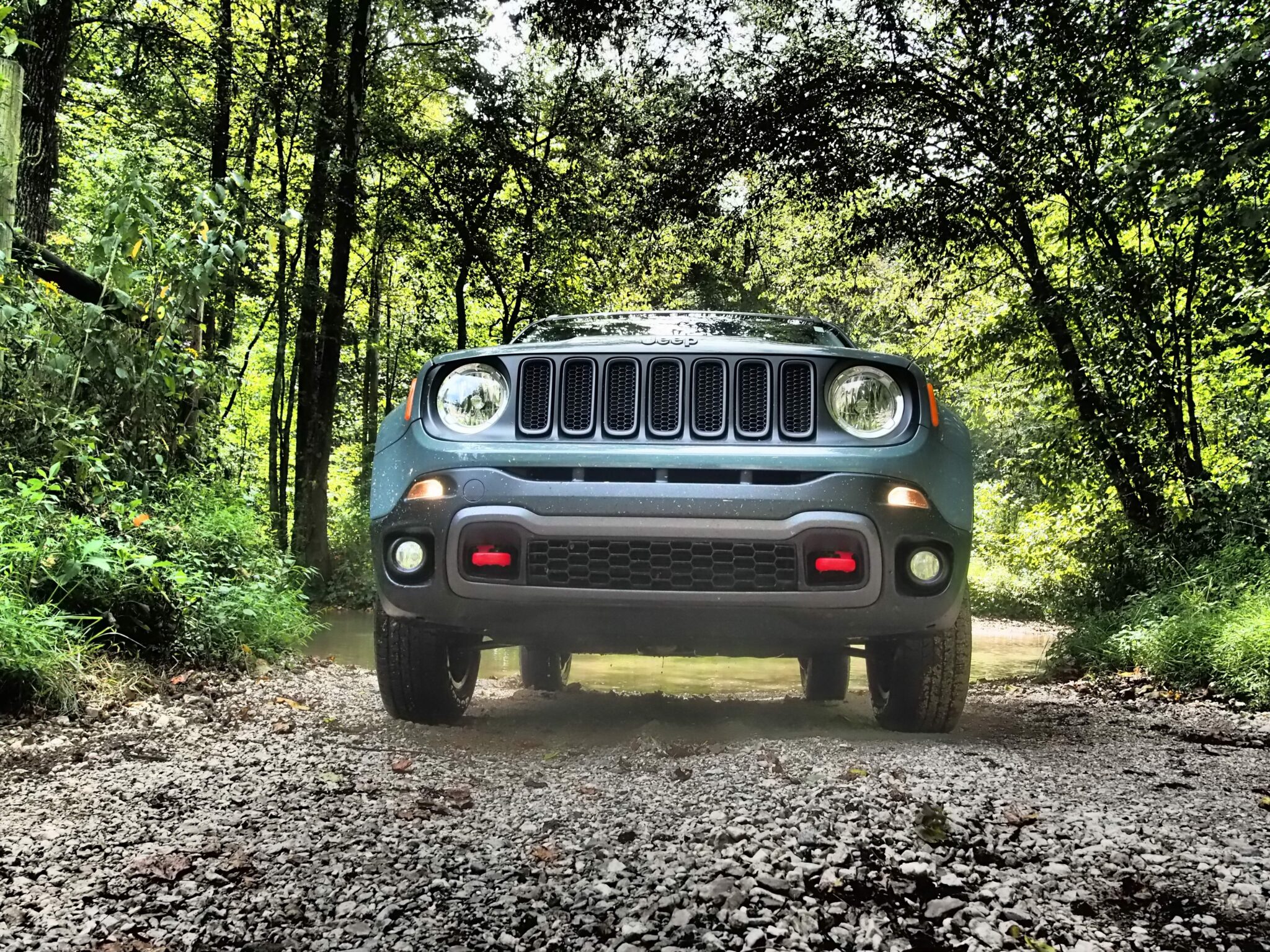 Review: 2016 Jeep Renegade Trailhawk Begs You To Get It Dirty
