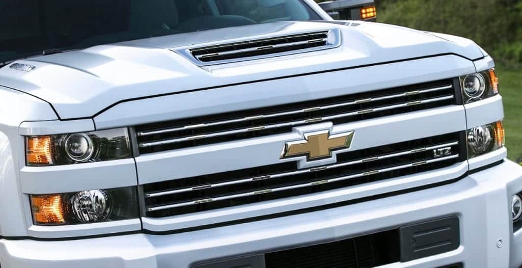 2017 Chevrolet Silverado HD Features New 6.6L Duramax Diesel, 910 lb-ft of Torque
