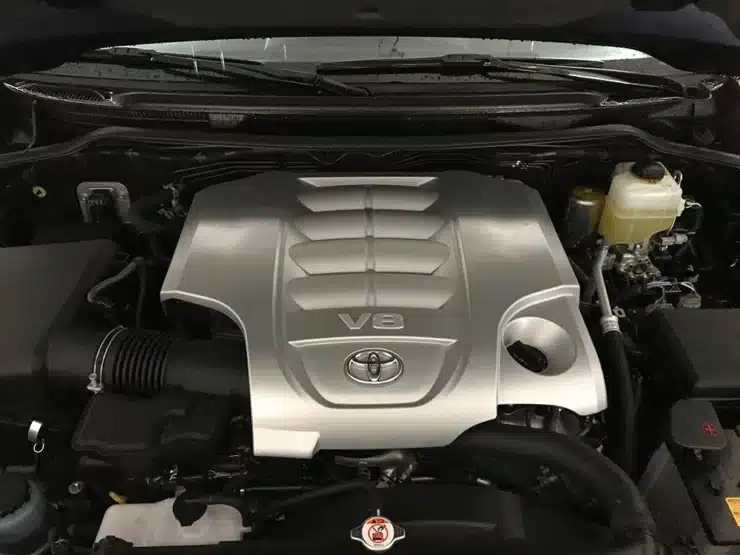 2017 Toyota Land Cruiser 4