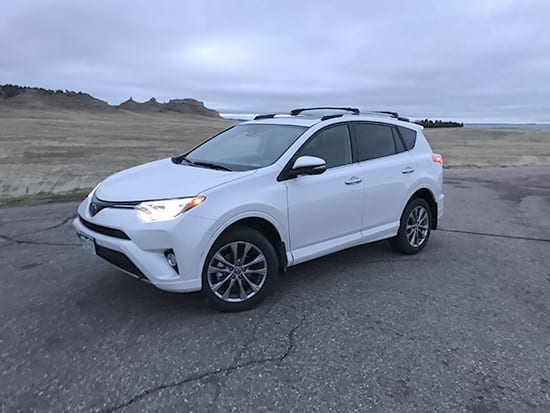 5 Things You Need to Know - 2017 Toyota RAV4 Platinum