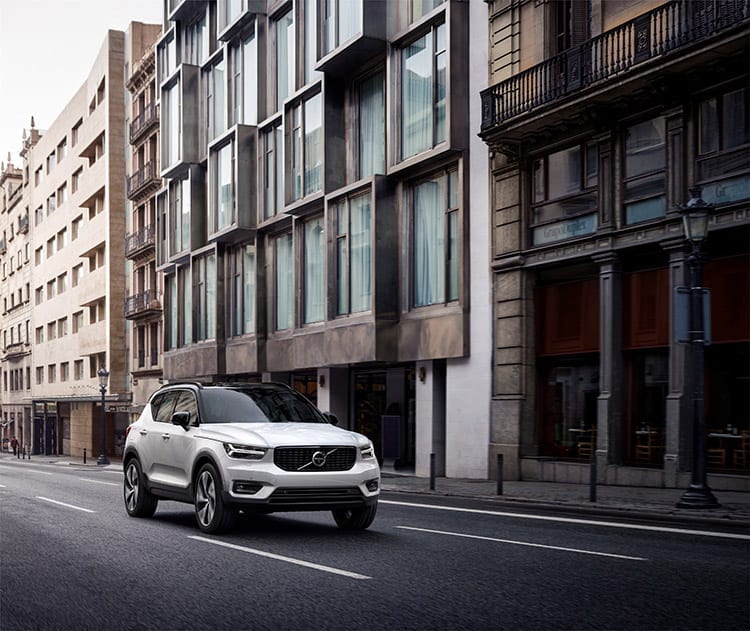 2019 Volvo XC40 Revealed - New Model and New Ownership Program