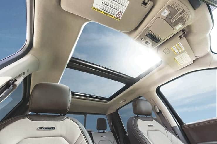 2018 Ford F-Series Super Duty Limited Hits $100k Mark with Luxury, Features