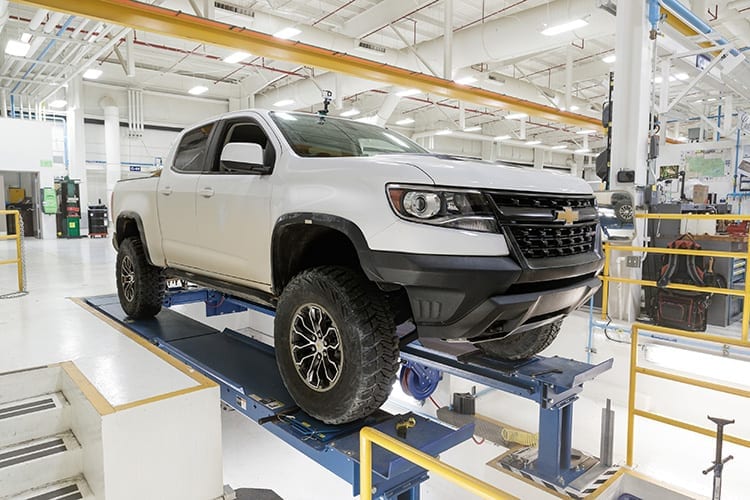 Chevrolet Colorado ZR2 Race Truck Unveiled at 2017 SEMA
