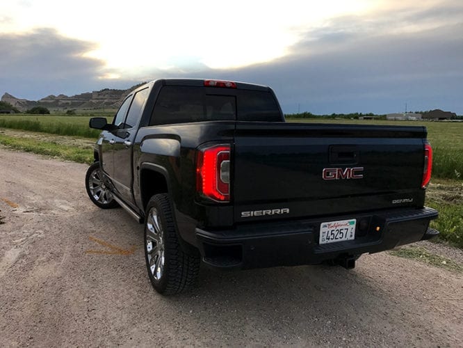 2017 GMC Sierra 1500 Denali - 5 Things You Need to Know