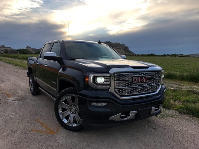 2017 GMC Sierra 1500 Denali - 5 Things You Need to Know
