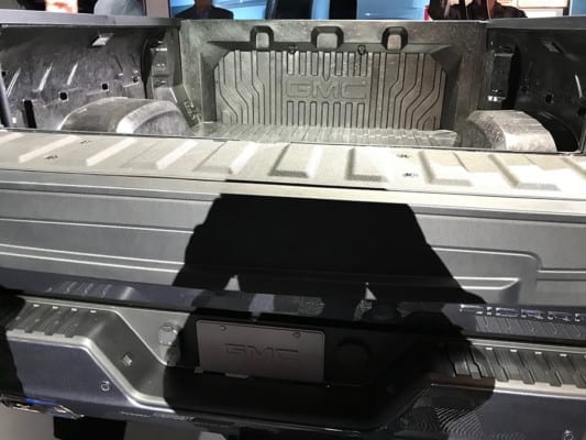 2019 GMC Sierra 1500 Revealed - Top 5 Things You Need to Know