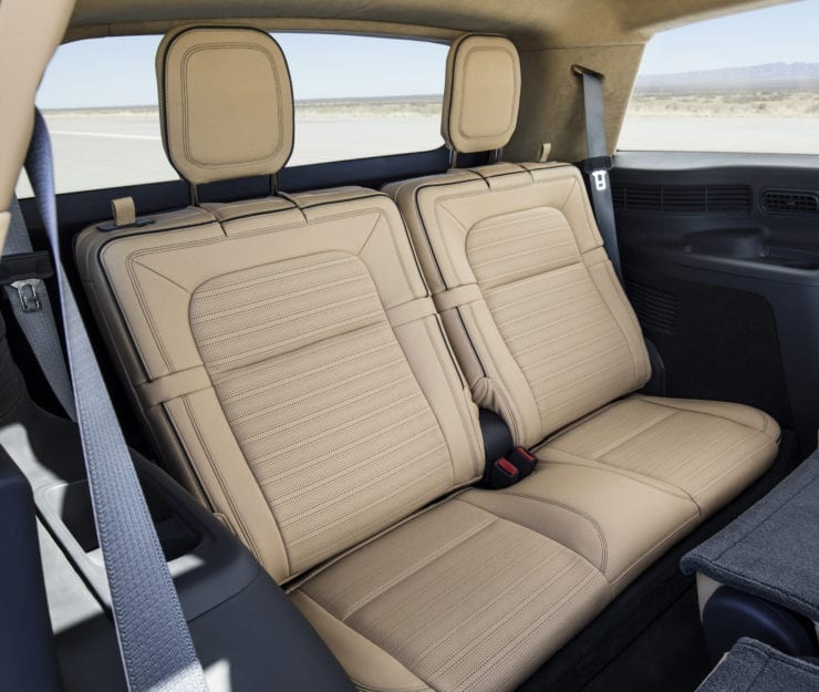 2020 Lincoln Aviator Debuts at 2018 New York Auto Show