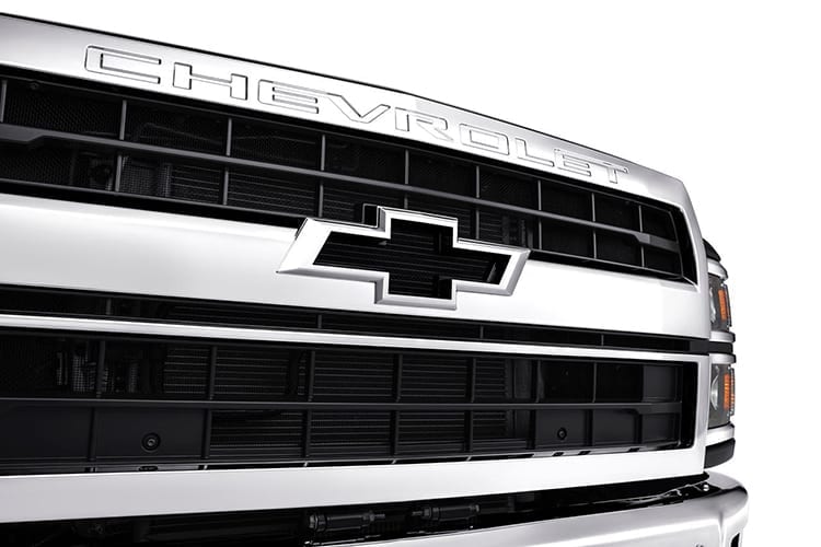 Chevrolet’s 2019 Silverado Chassis Trucks Get Camaro-Inspired Flowtie