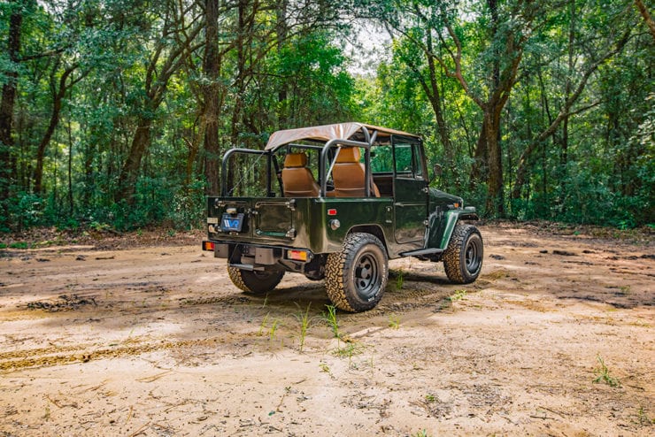 Velocity Restoration 1974 Toyota FJ Impresses