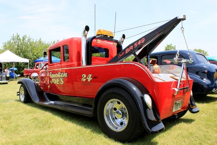 Smoken' Joes 1930 Model AA Tow Truck