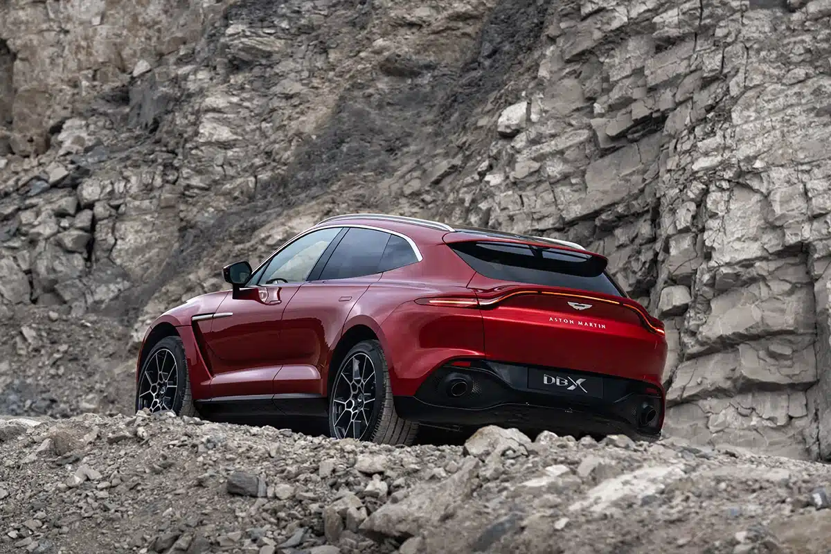 aston martin dbx15