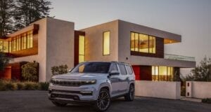 Jeep Grand Wagoneer