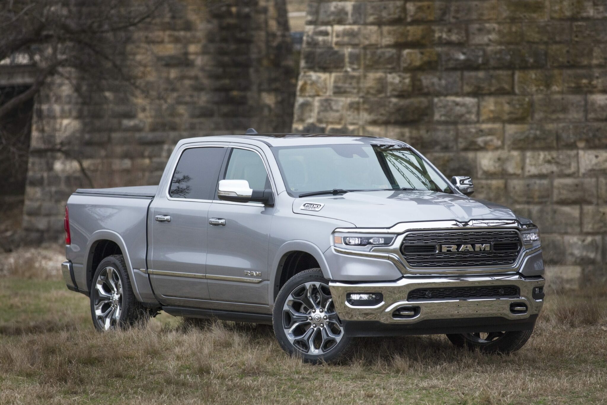 Ram 1500 recommends premium fuel