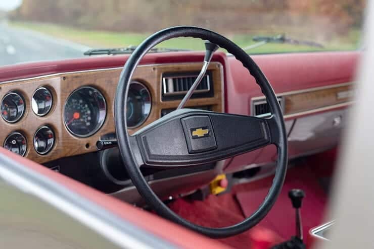 Chevy Previews Electric Vehicle eCrate with 1977 K5 Blazer Concept