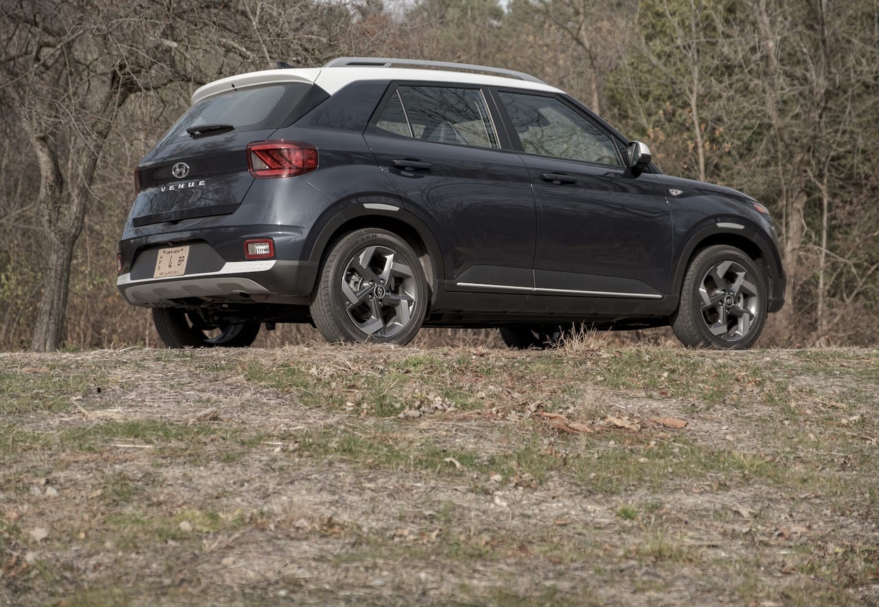 2020 Hyundai Venue Denim Edition low rear 3/4 view