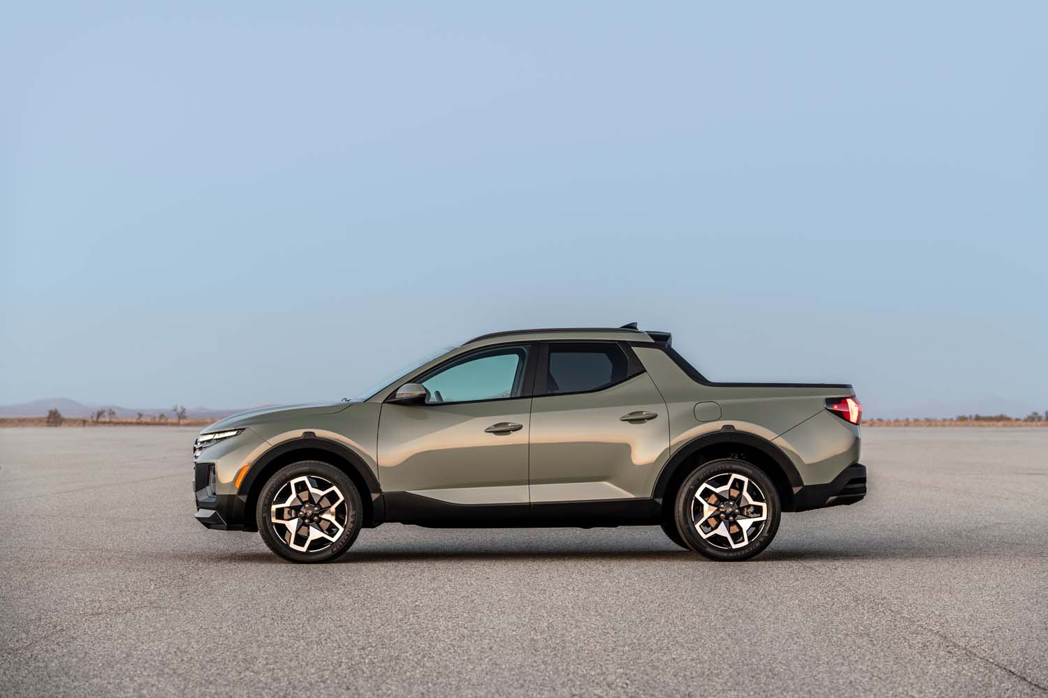 Santa Cruz compact pickup