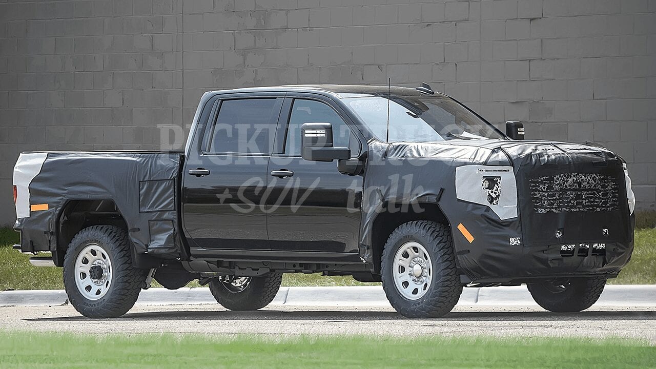 2023 GMC Sierra HD spy photos
