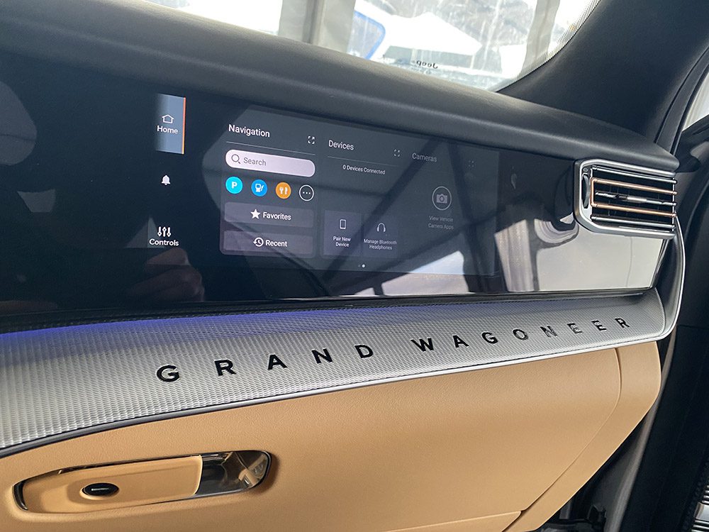 Jeep Grand Wagoneer Motor Bella