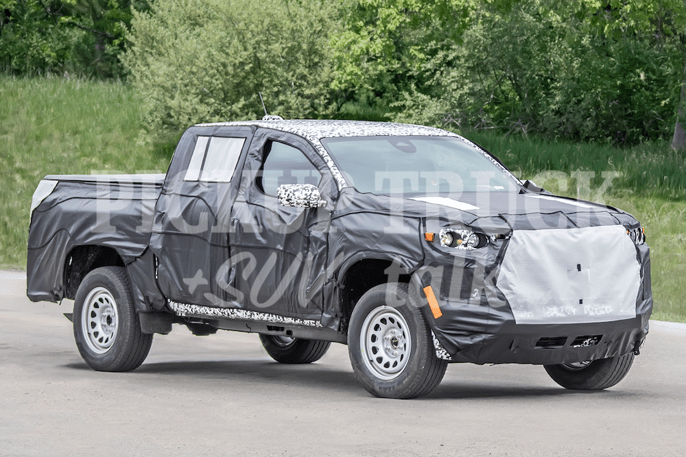 2023 Chevy Colorado spy photo
