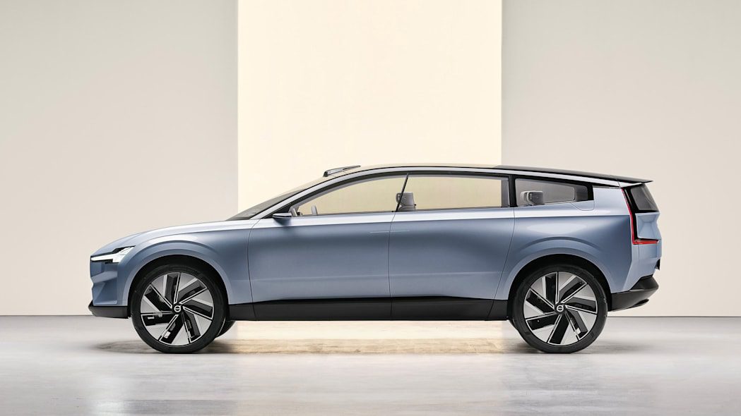 Volvo Concept Recharge