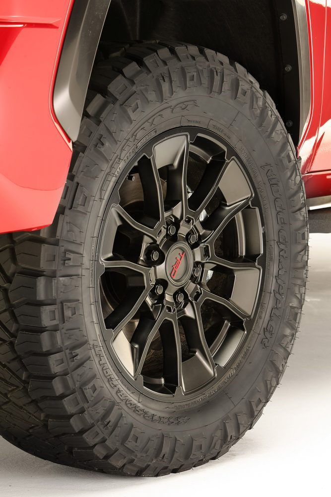 largest tire size for 2022 Toyota Tundra 1