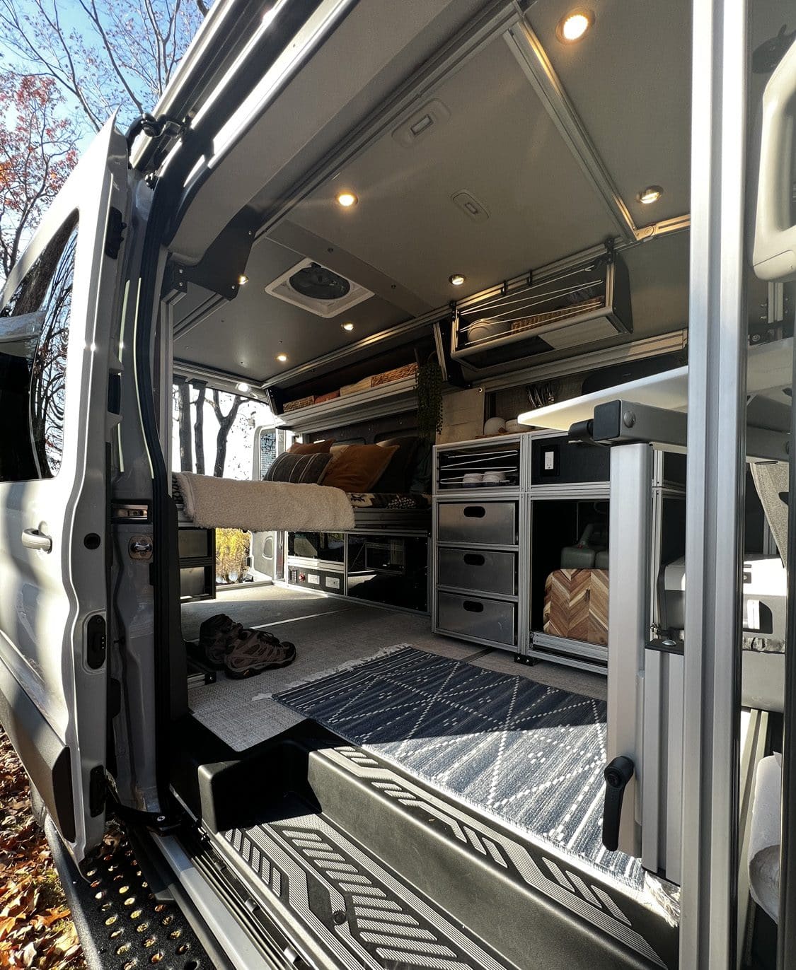 2023 Ford Transit Trail