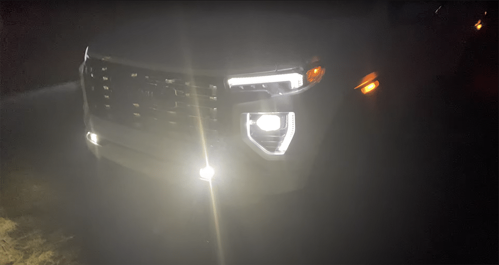 2023 GMC Canyon lights