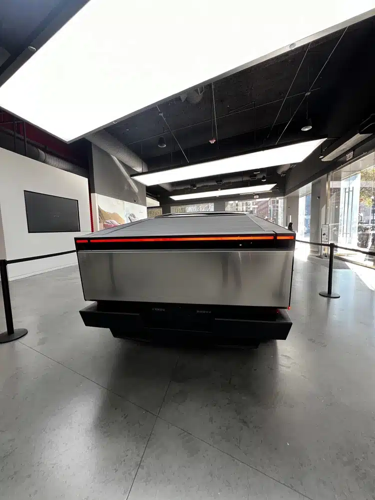 2023 tesla cybertruck in chicago 30