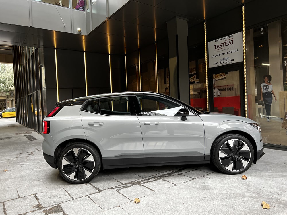 2024 volvo ex30 24