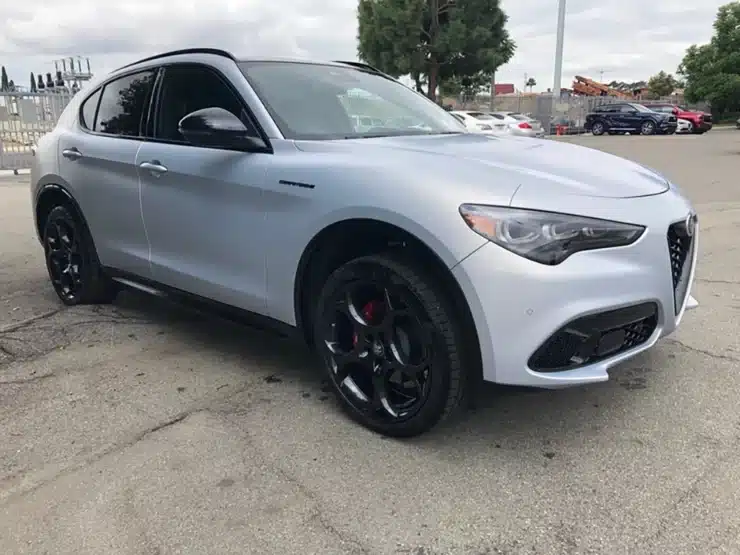 2024 Alfa Romeo Stelvio Competizione 5