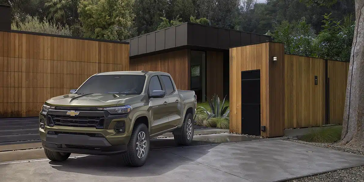 2023 chevrolet colorado lt 003
