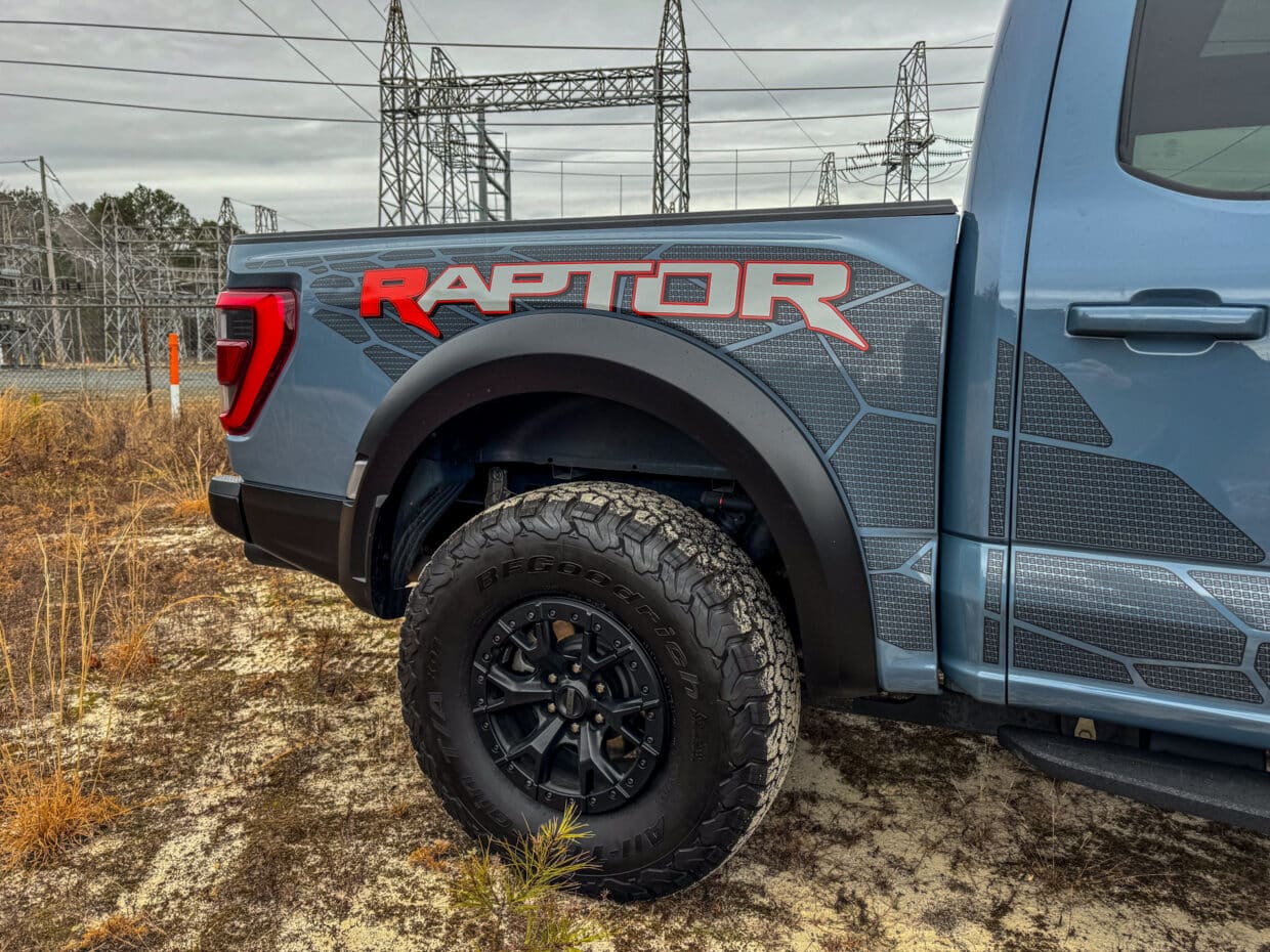 Ford F-150 Raptor R
