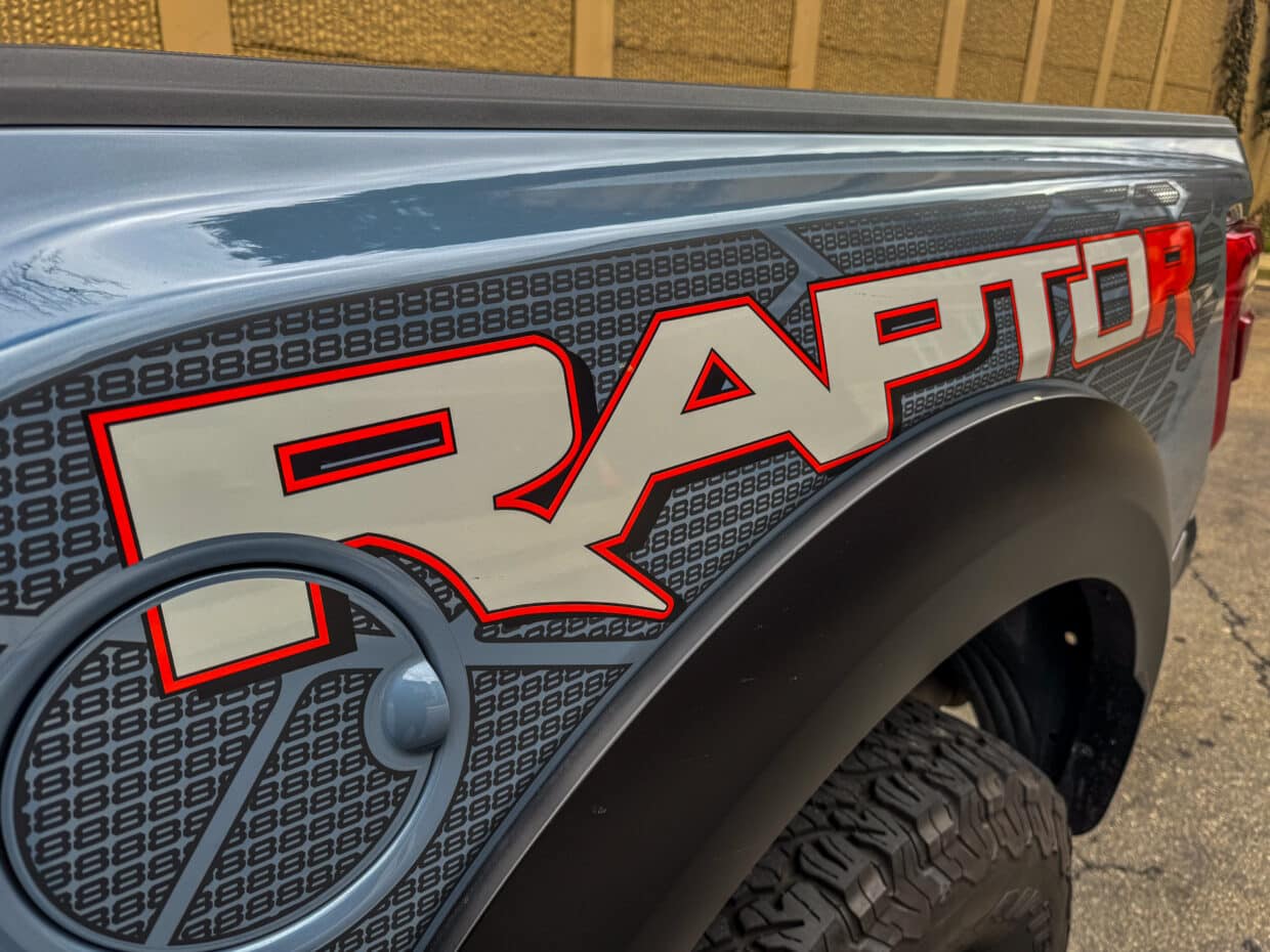 Ford F-150 Raptor R