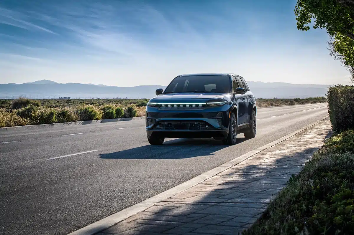 2024 Jeep Wagoneer S
