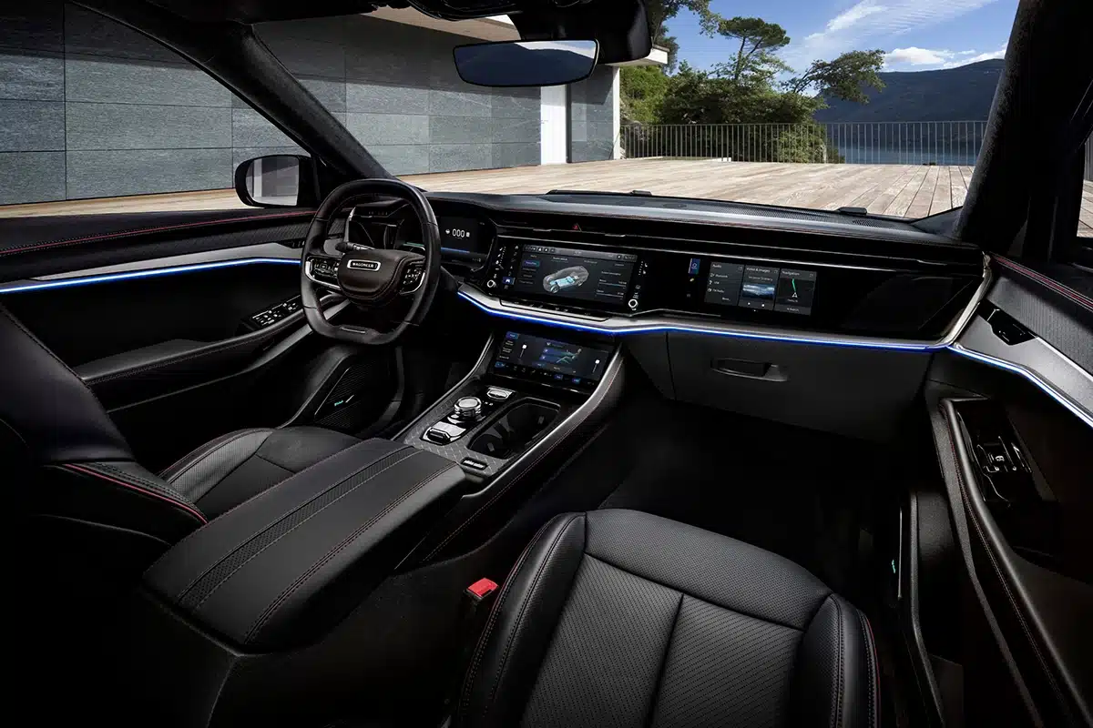 2024 Jeep Wagoneer S