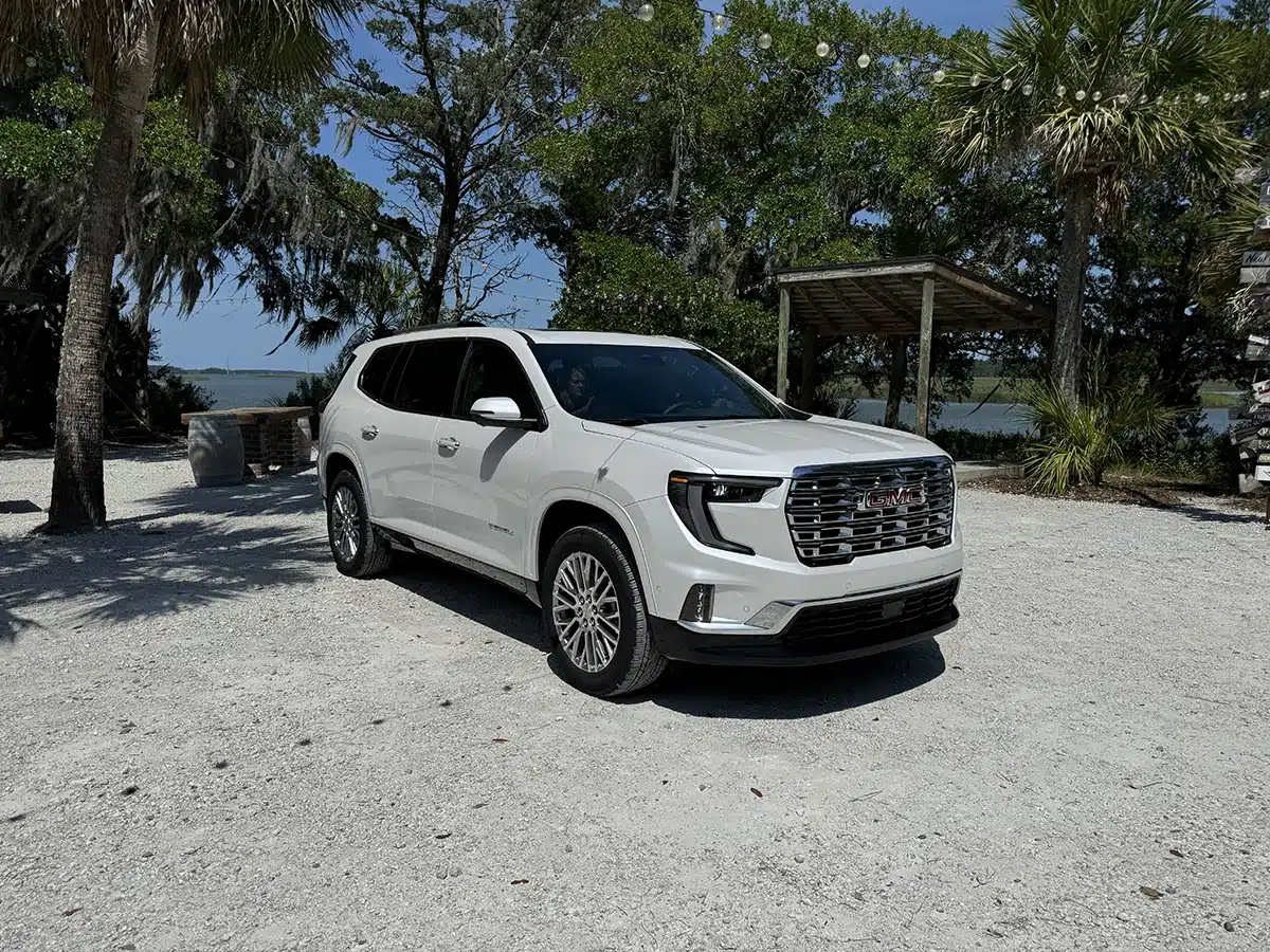 2024 GMC Acadia 1