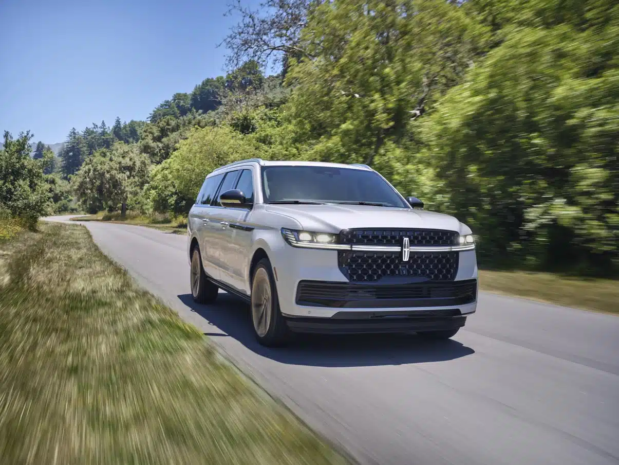 2025 lincoln navigator black label 24