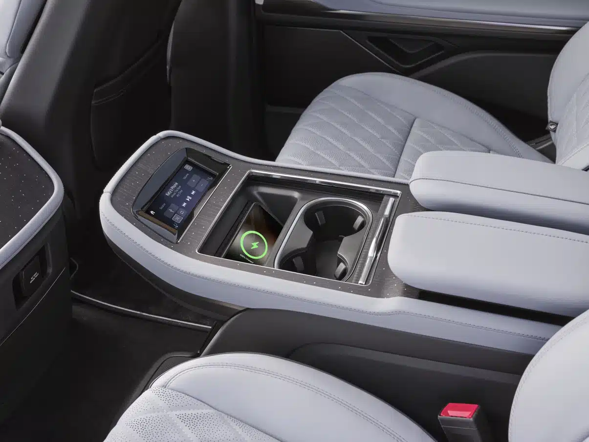 2025 lincoln navigator black label 3