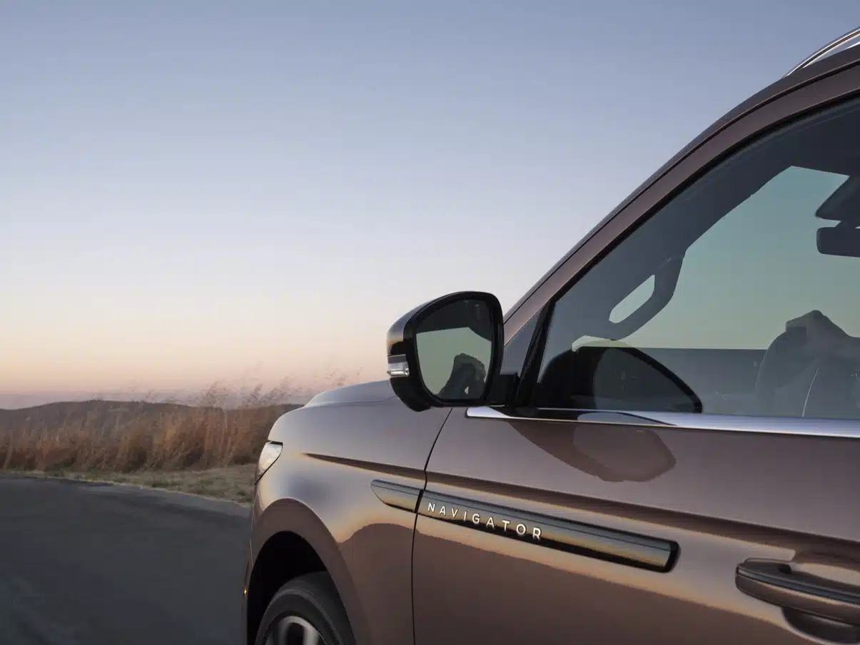 2025 lincoln navigator black label 41