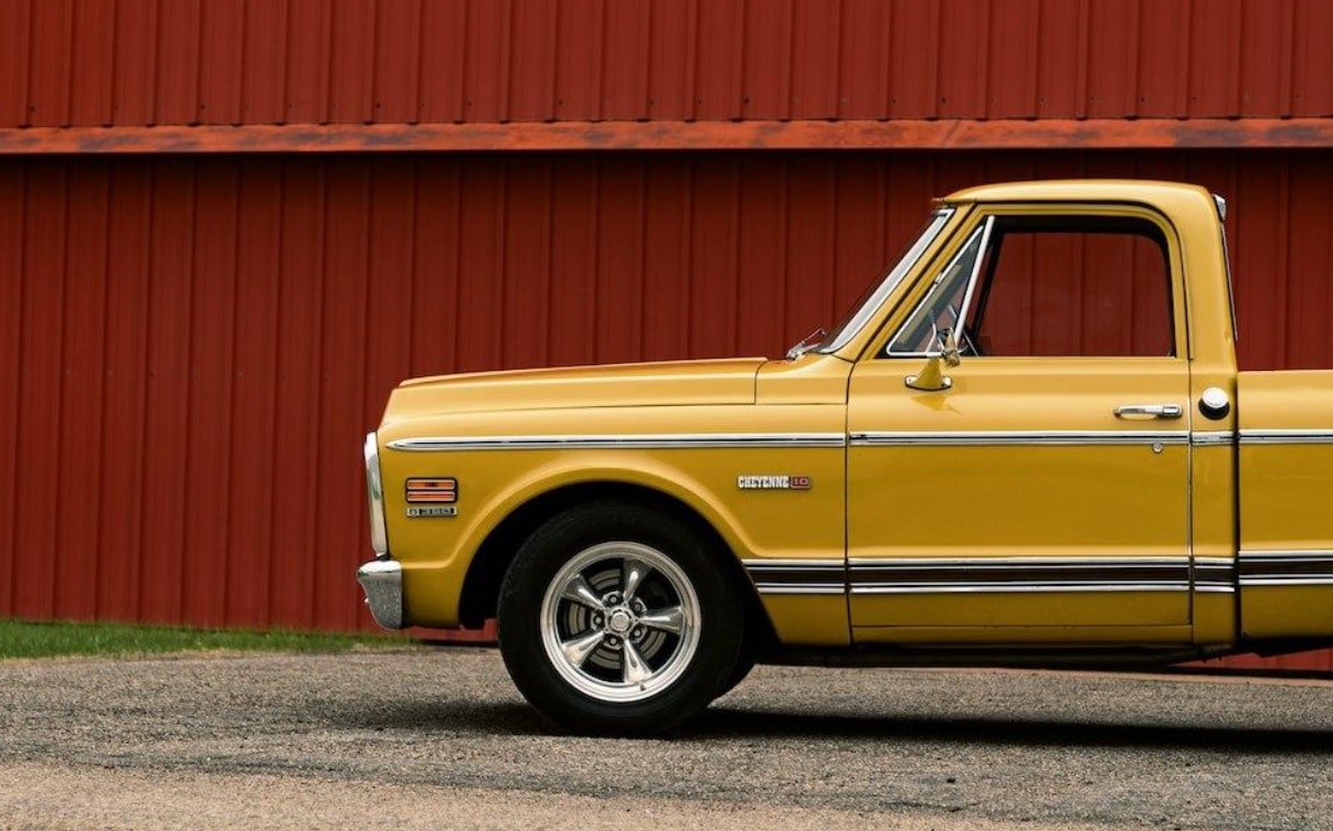 why classic cars are making a comeback among car enthusiasts