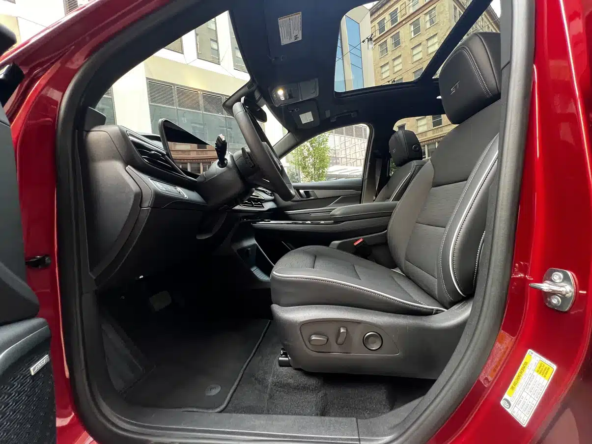 2025 buick enclave st 13