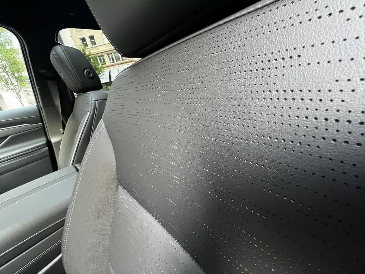 2025 buick enclave st 14