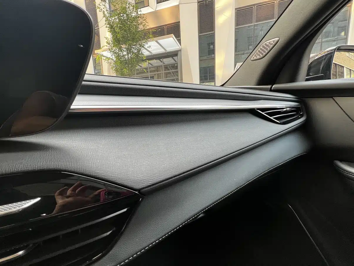 2025 buick enclave st 15