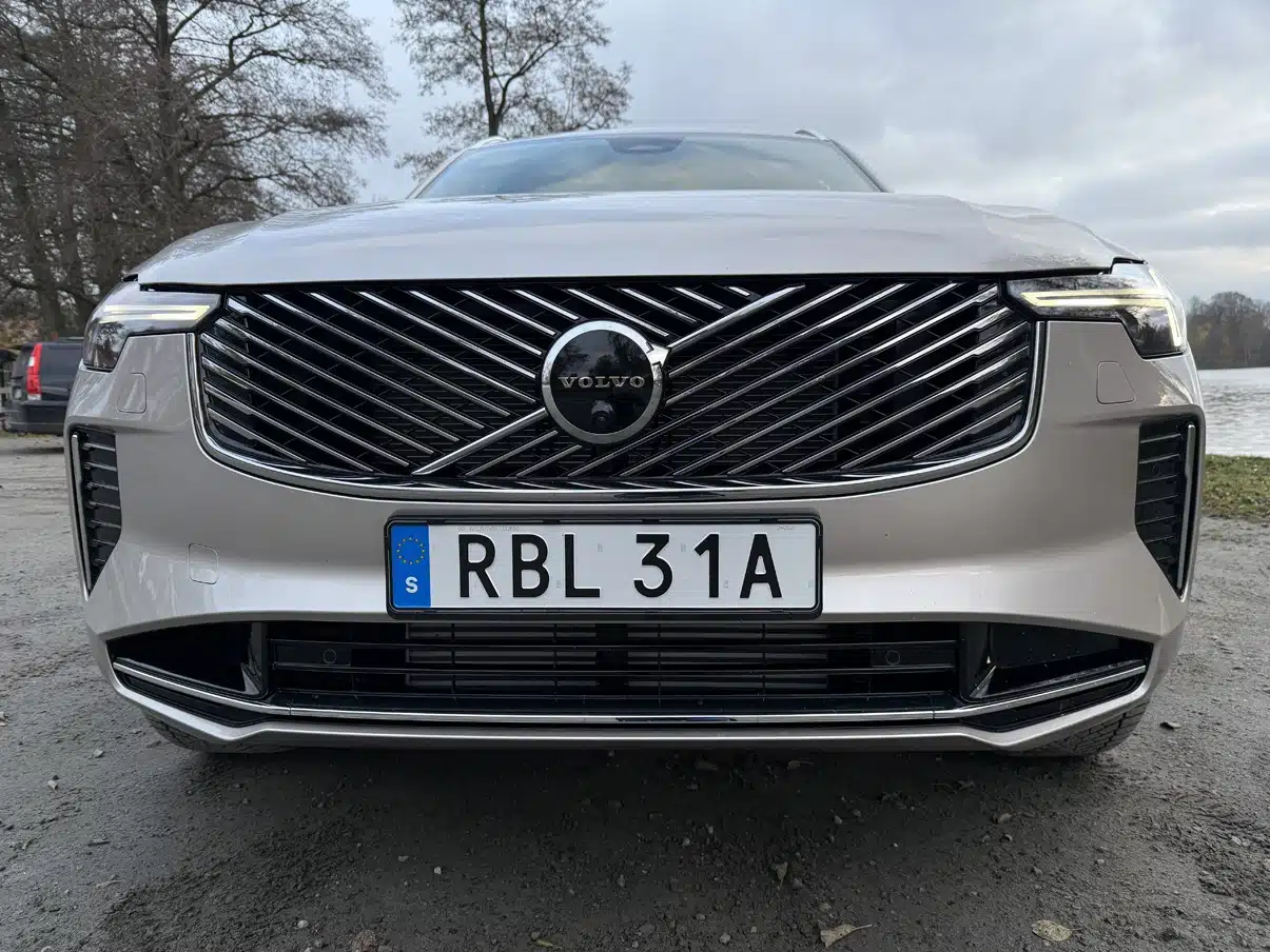 2025.5 volvo xc90 18