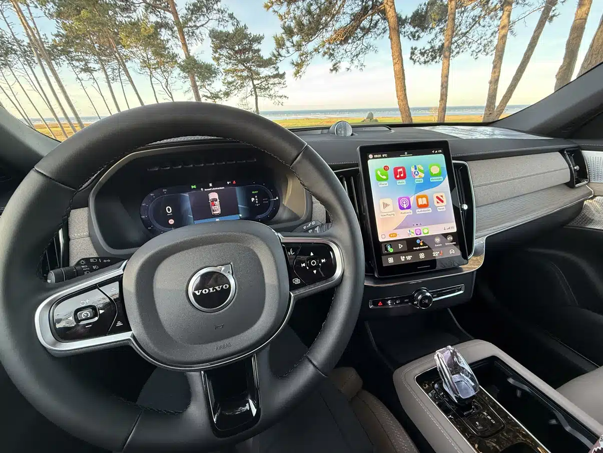 2025.5 volvo xc90 24