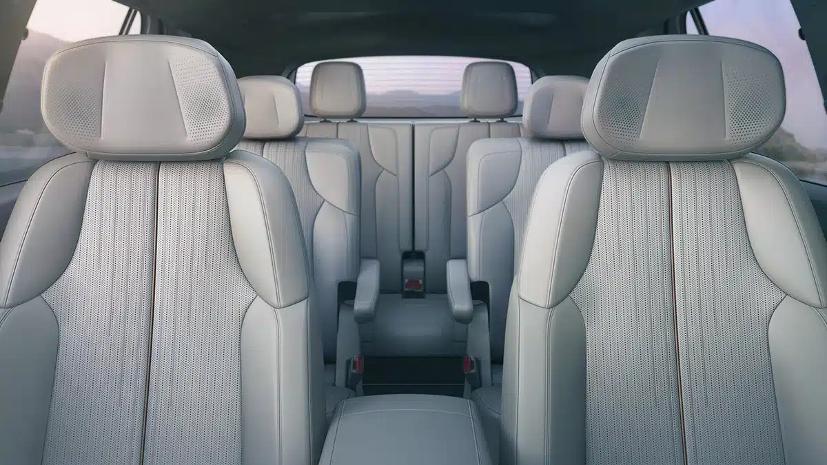 2026 cadillac vistiq vistiq sport seats copy
