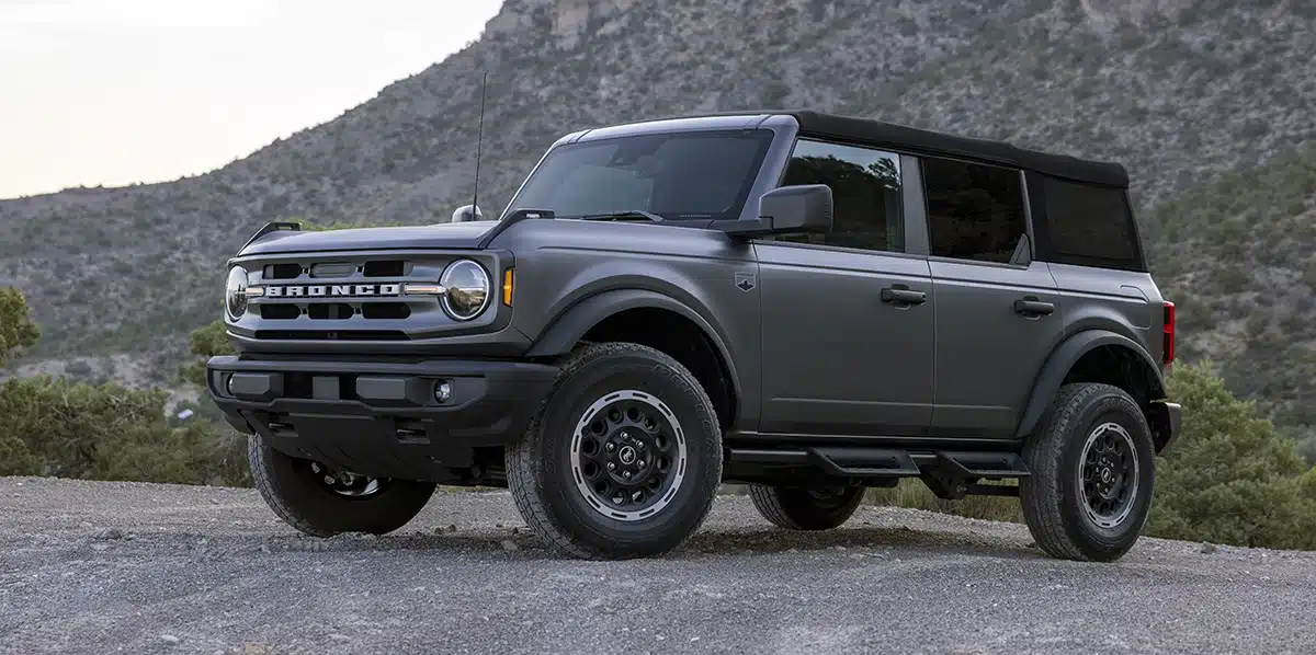 New 2025 Ford Bronco 1
